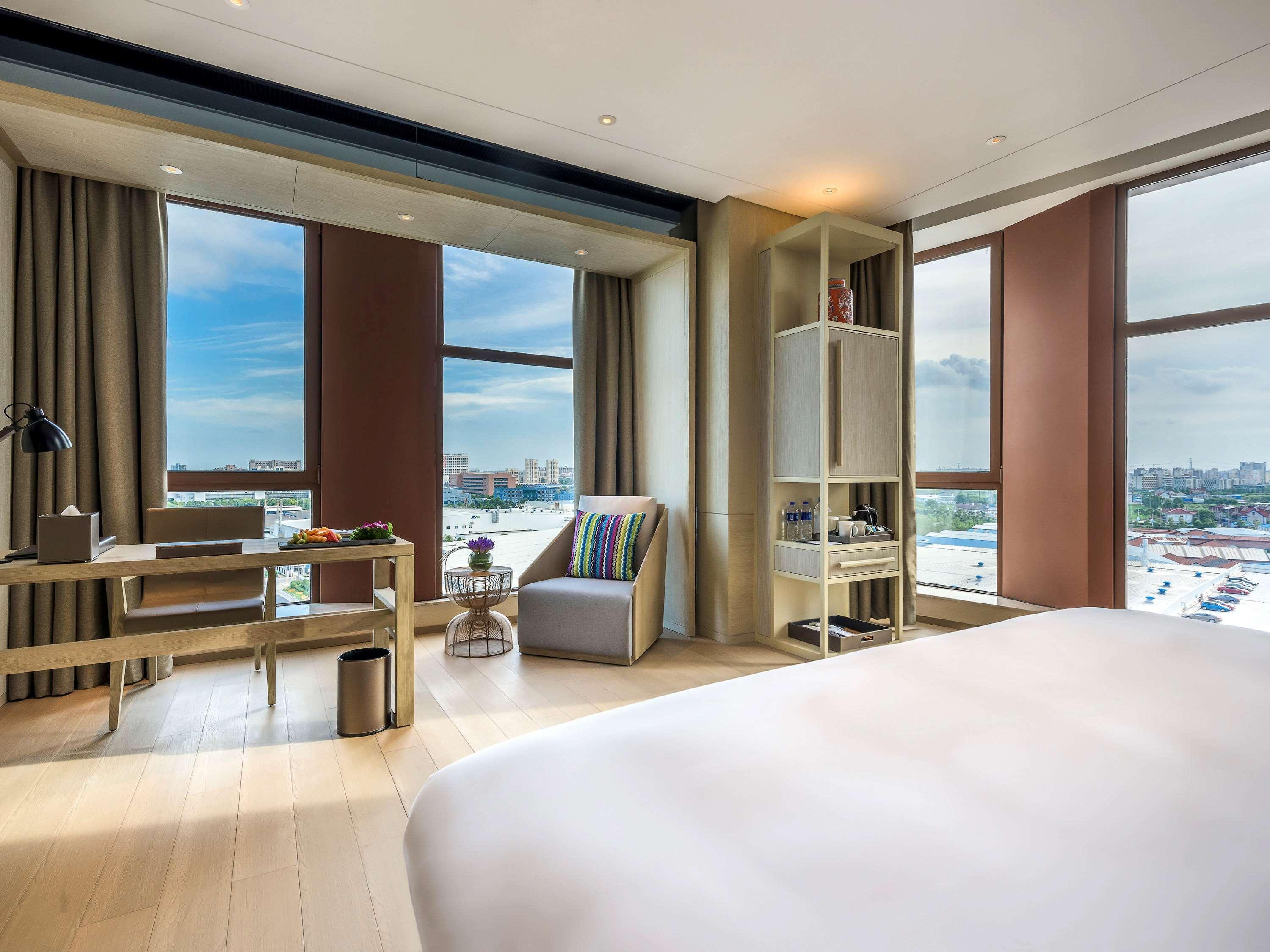 Novotel Shanghai Clover Екстериор снимка