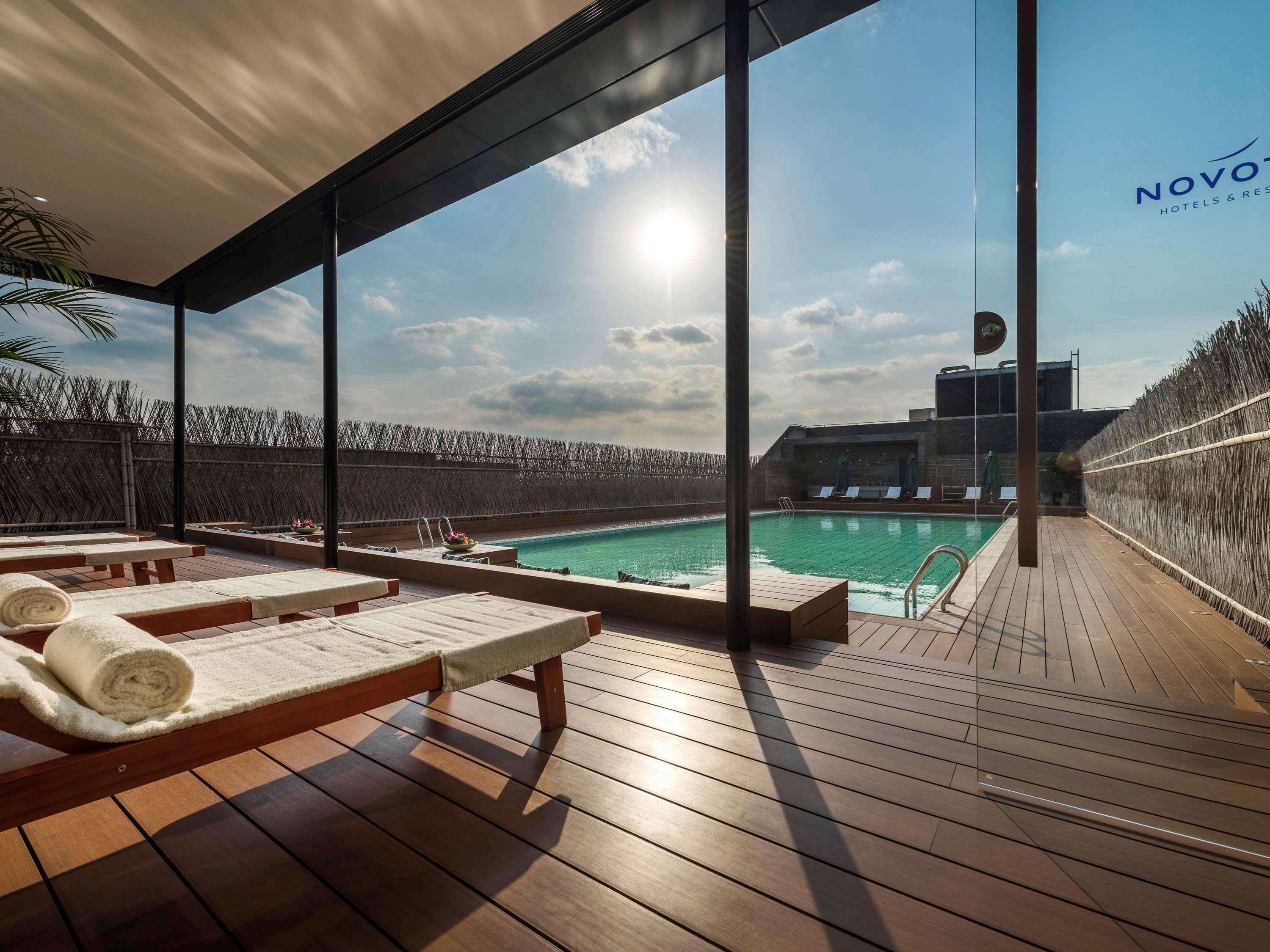 Novotel Shanghai Clover Екстериор снимка