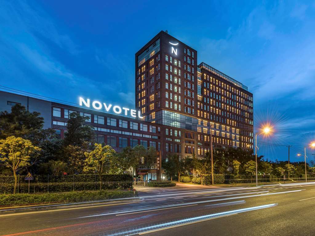 Novotel Shanghai Clover Екстериор снимка