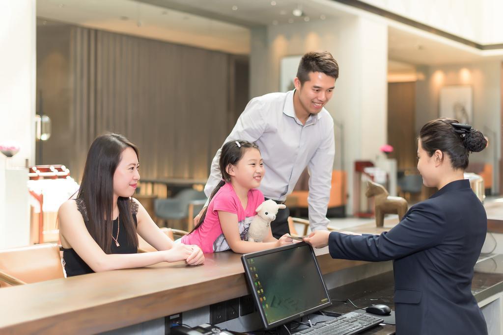 Novotel Shanghai Clover Екстериор снимка